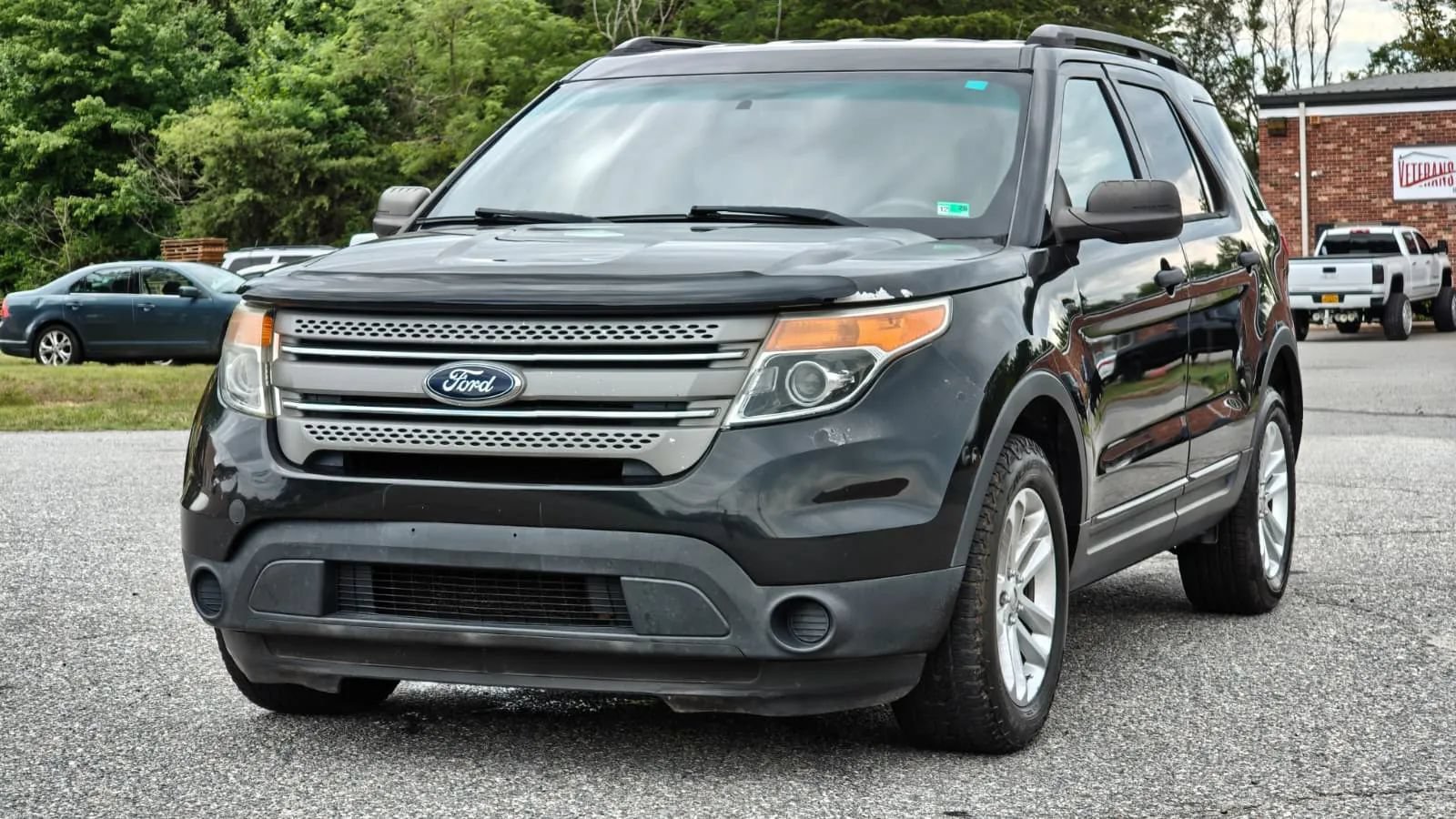 Used 2015 Ford Explorer 4WD image 3