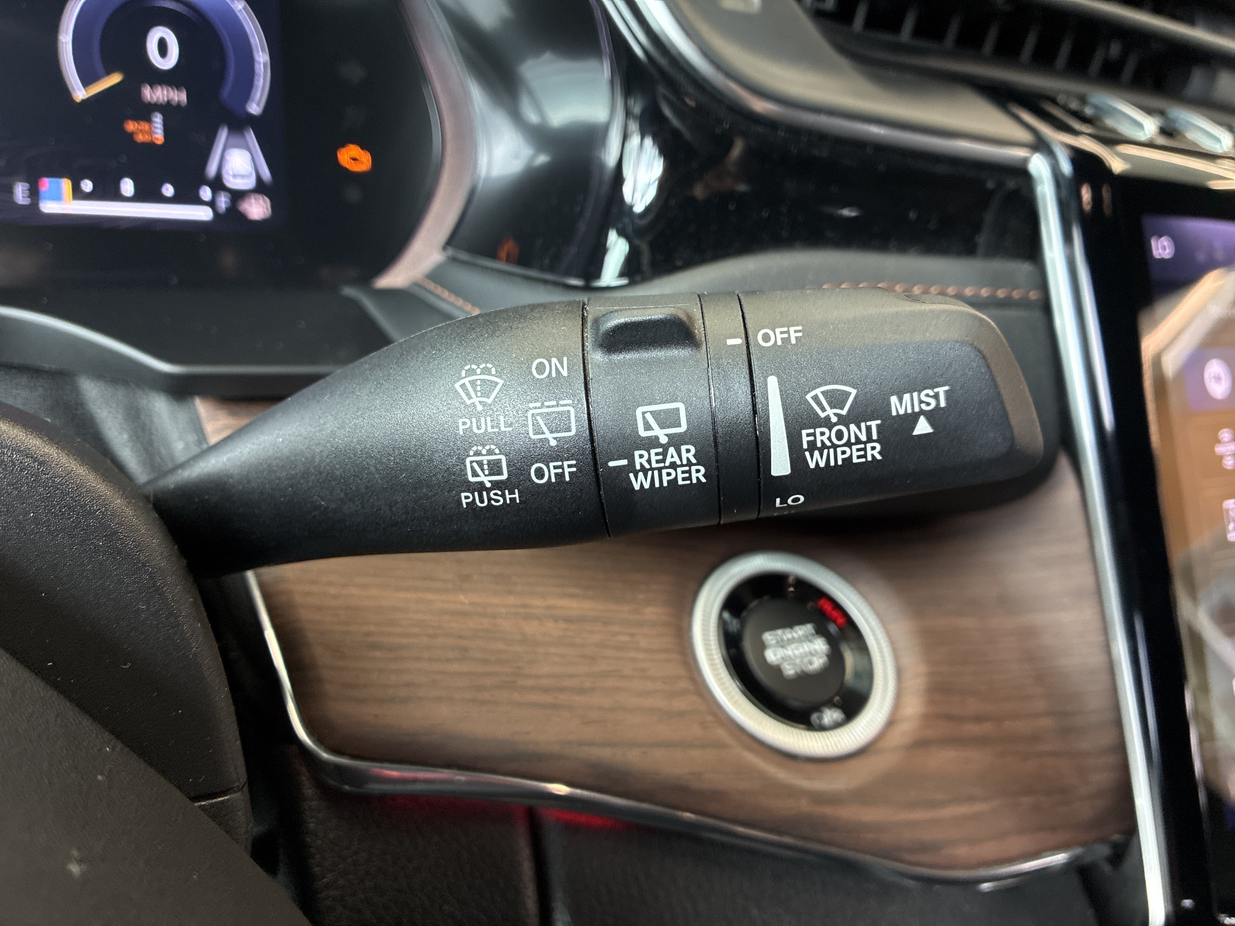 Certified 2024 Jeep Grand Cherokee Summit w/ Adv Protech Group IV AWD/4WD image 23