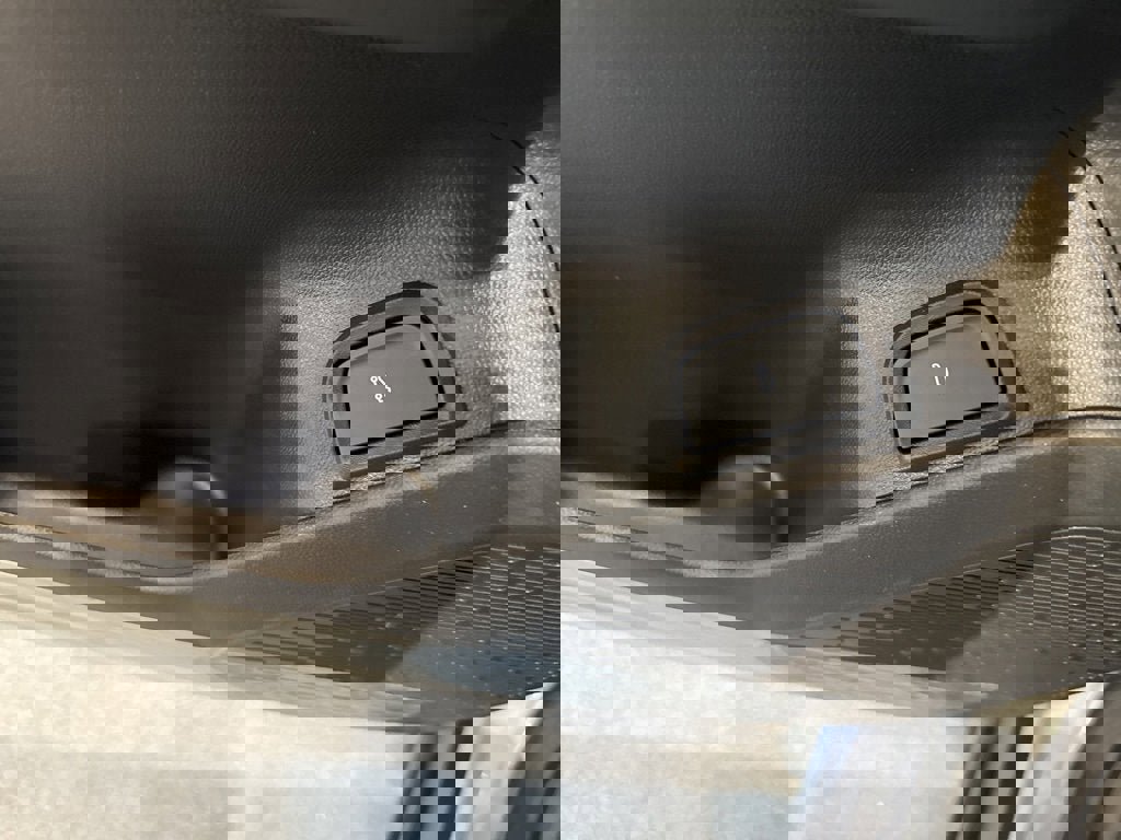 New 2026 GMC Terrain Elevation w/ Elevation Premium Package image 24