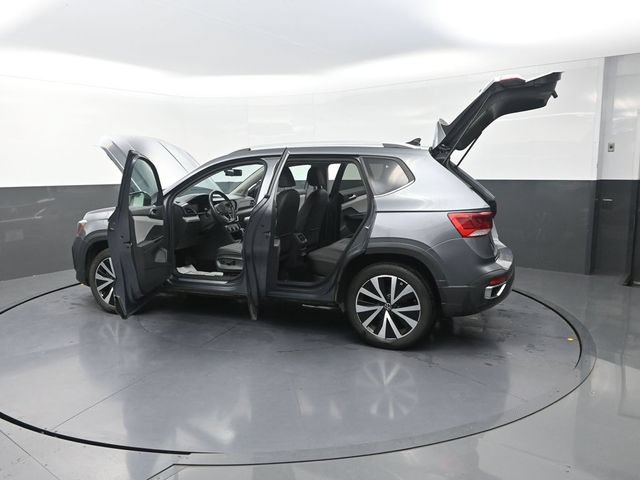 Used 2022 Volkswagen Taos SE AWD/4WD image 33