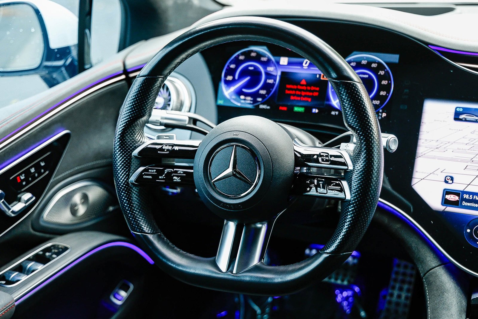 Certified 2022 Mercedes-Benz EQS 580 4MATIC Sedan image 13