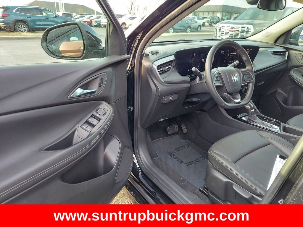 Used 2024 Buick Encore GX Sport Touring image 13