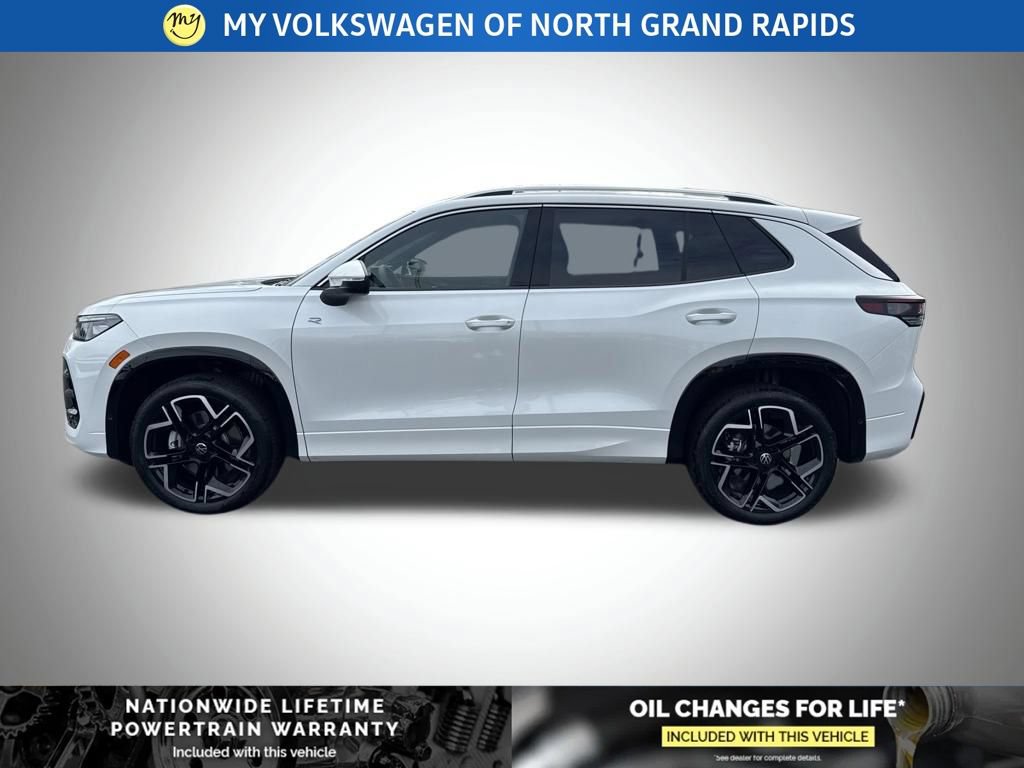 New 2026 Volkswagen Tiguan SEL R-Line AWD/4WD image 2