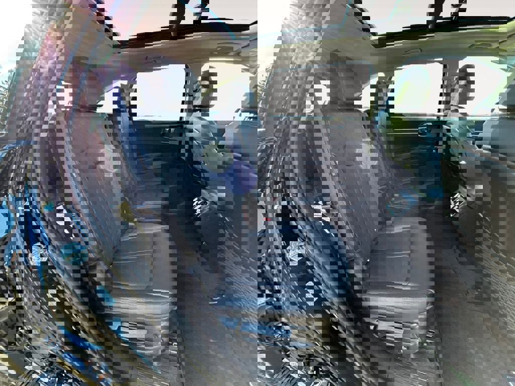 Used 2024 Kia Sorento X-Line EX image 11