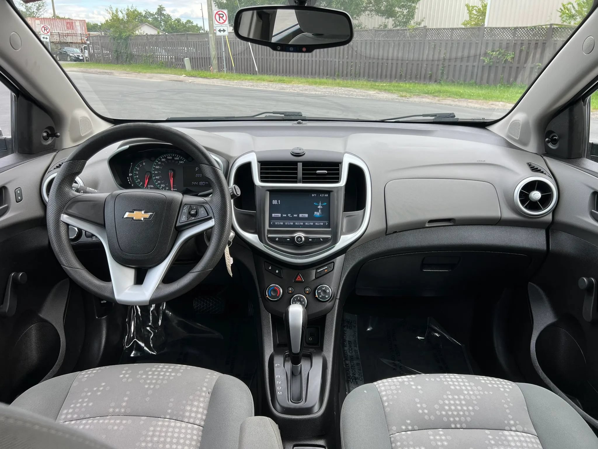 Used 2017 Chevrolet Sonic LT FWD image 20