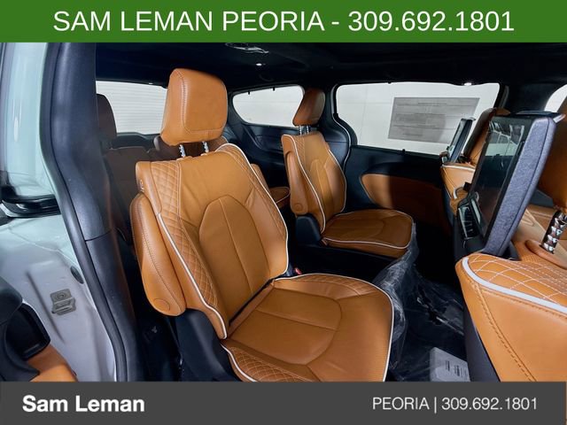 New 2026 Chrysler Pacifica Pinnacle AWD/4WD image 31