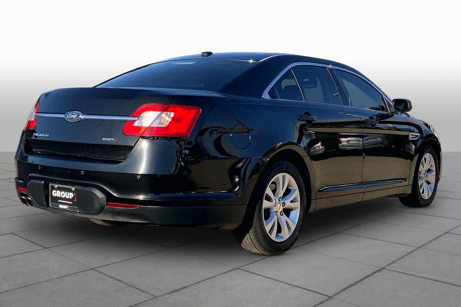 Used 2011 Ford Taurus SEL w/ 201A Rapid Spec Order Code FWD image 11