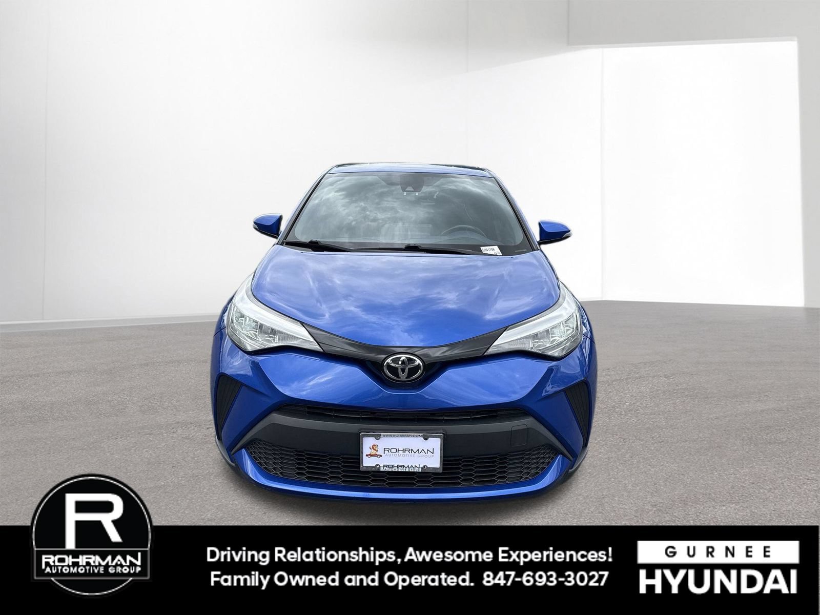Used 2020 Toyota C-HR XLE FWD image 3