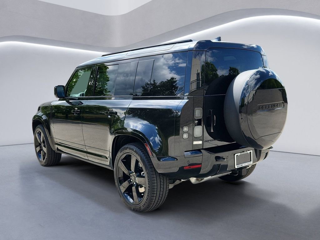 New 2026 Land Rover Defender 110 X-Dynamic SE AWD/4WD image 4