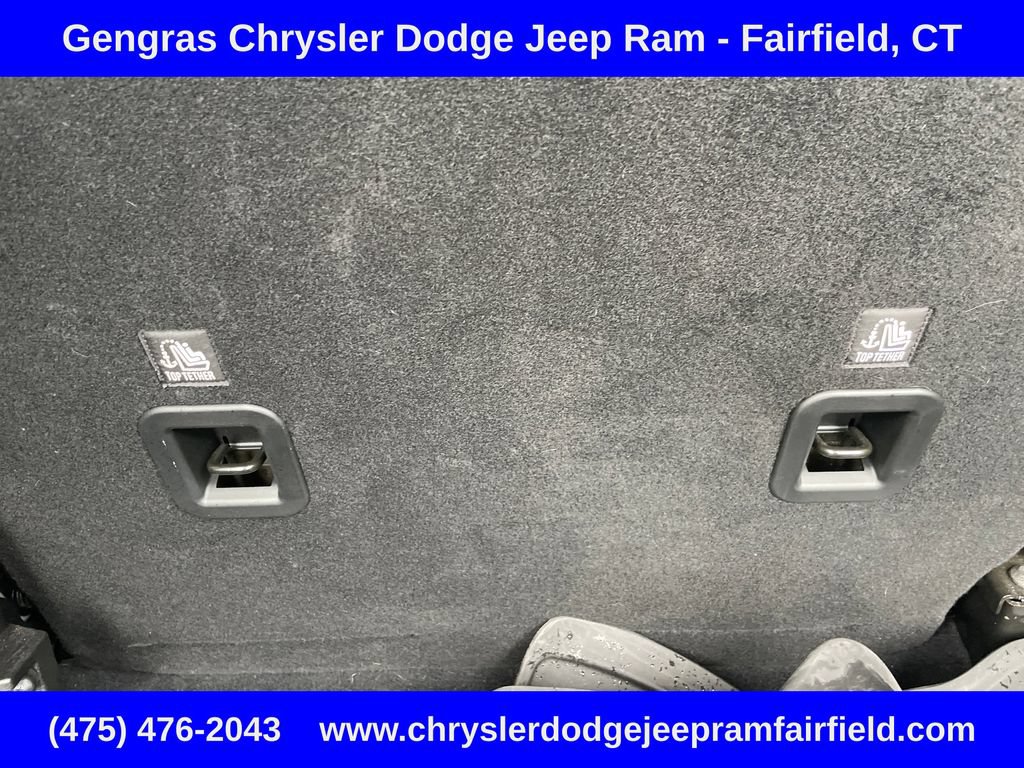 Certified 2021 Jeep Renegade Latitude AWD/4WD image 32