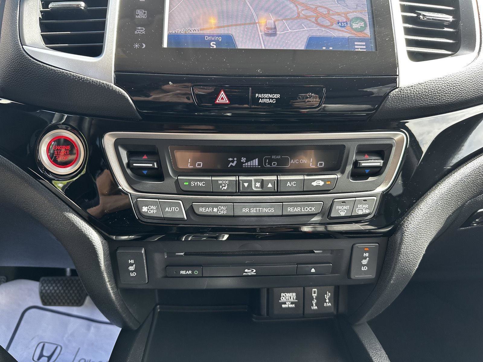 Certified 2017 Honda Pilot Touring image 24