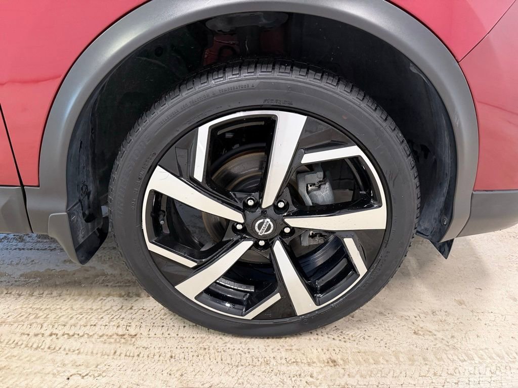Used 2022 Nissan Rogue Sport SL image 10
