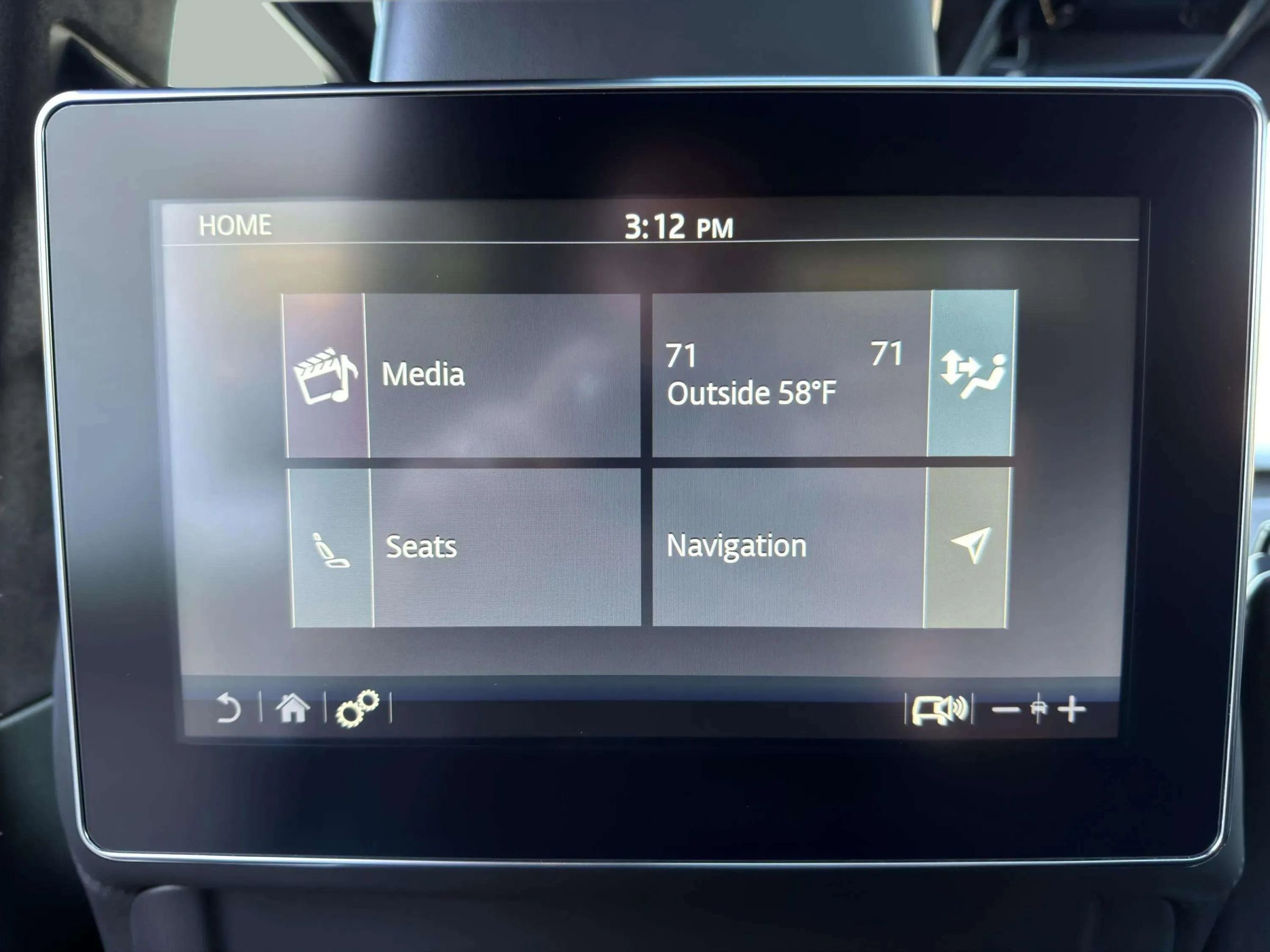 Used 2021 Land Rover Range Rover P525 Westminster Edition LWB image 16