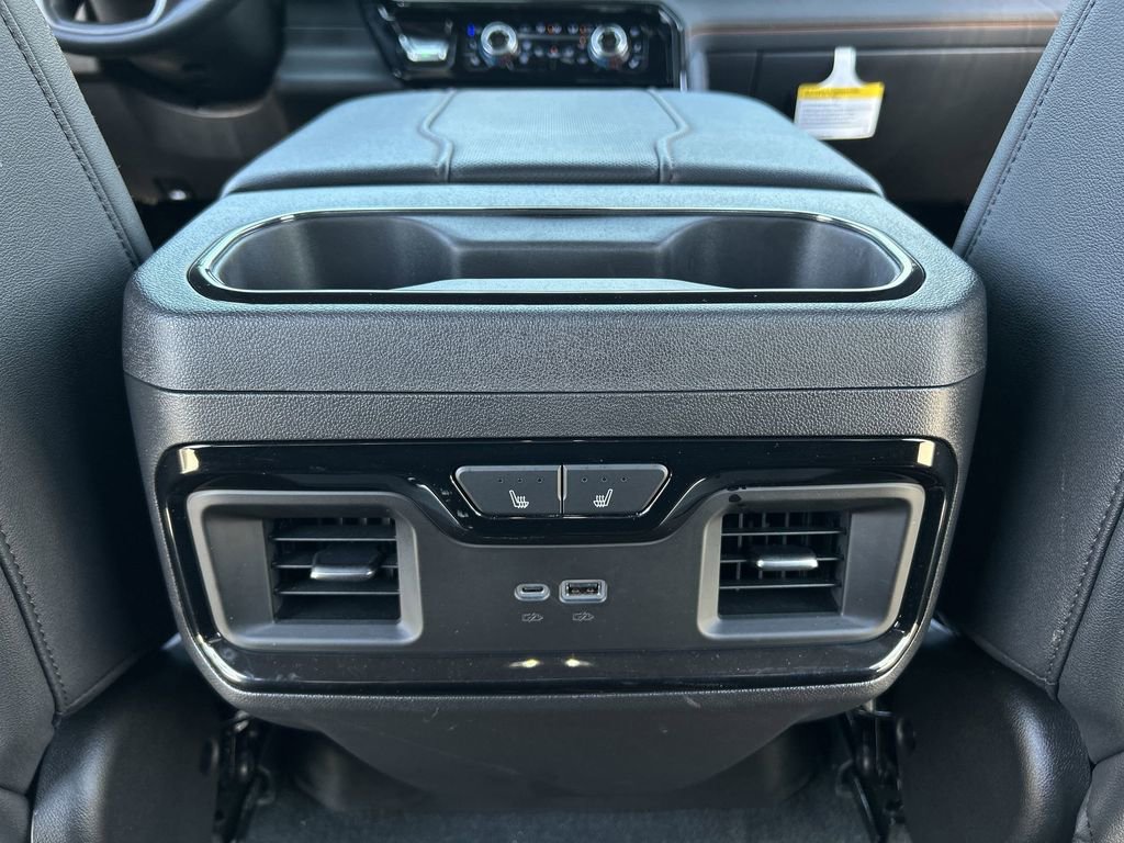 Used 2025 GMC Sierra 1500 AT4 w/ Technology Package AWD/4WD image 21