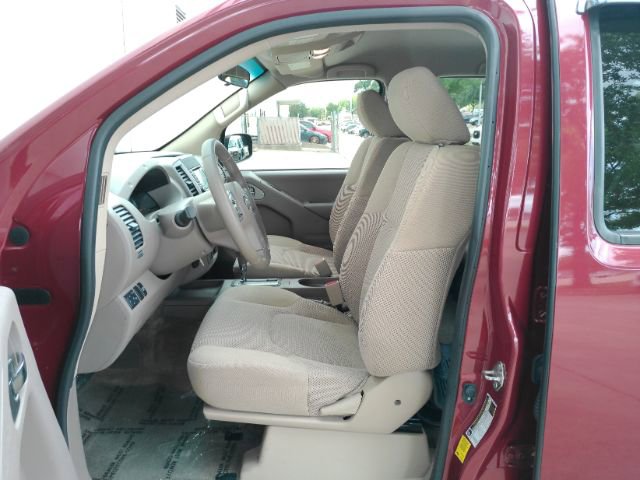 Used 2018 Nissan Frontier SV RWD image 12