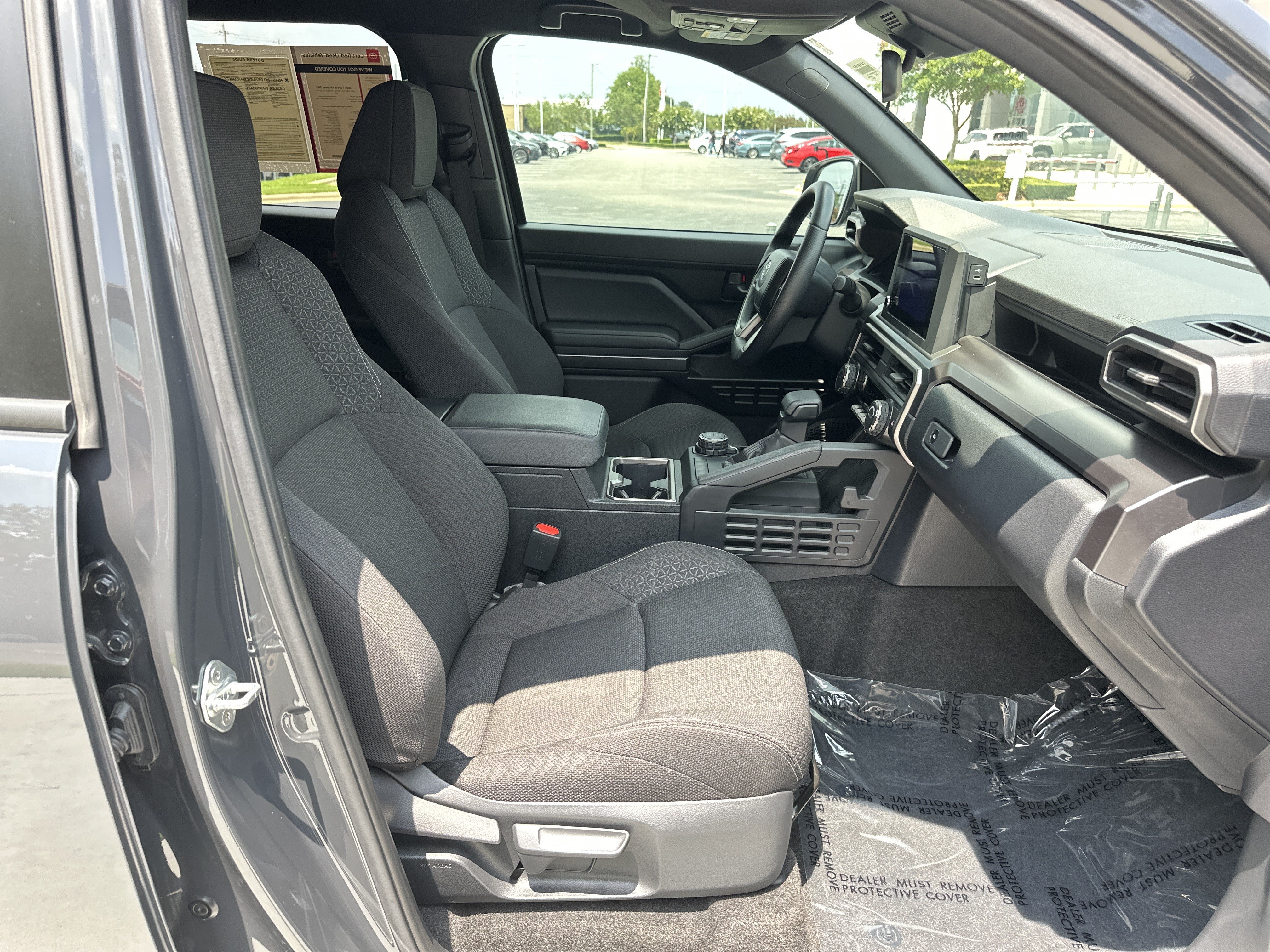 Certified 2025 Toyota 4Runner SR5 AWD/4WD image 33
