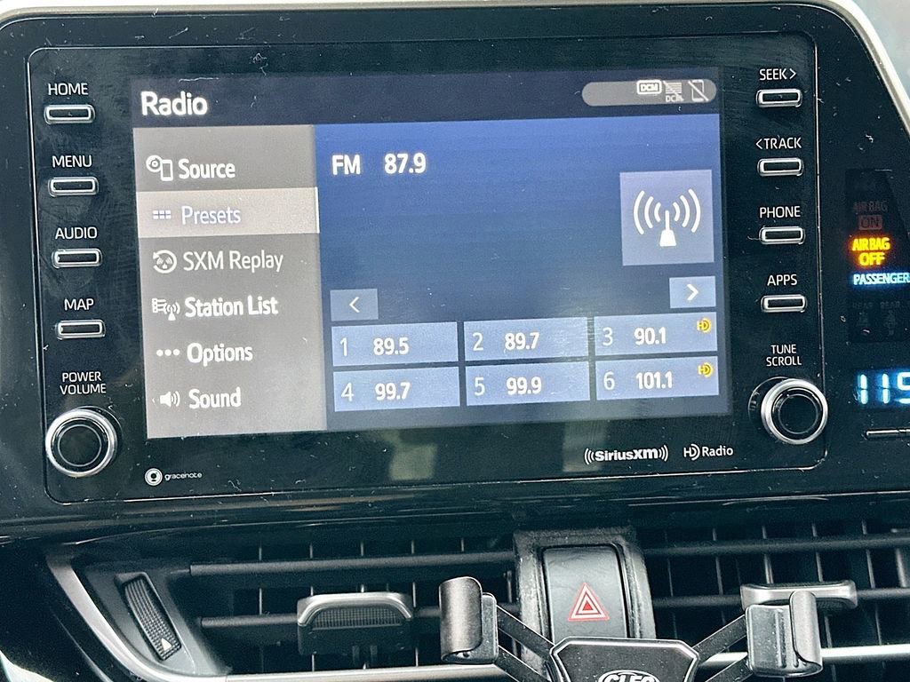 Used 2019 Toyota C-HR Limited image 14