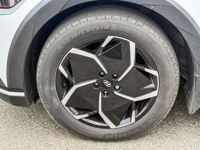 Certified 2024 Hyundai Ioniq 5 SEL RWD image 10