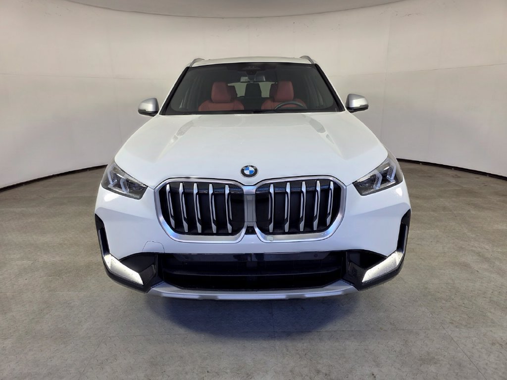 Used 2024 BMW X1 xDrive28i w/ Technology Package AWD/4WD image 2