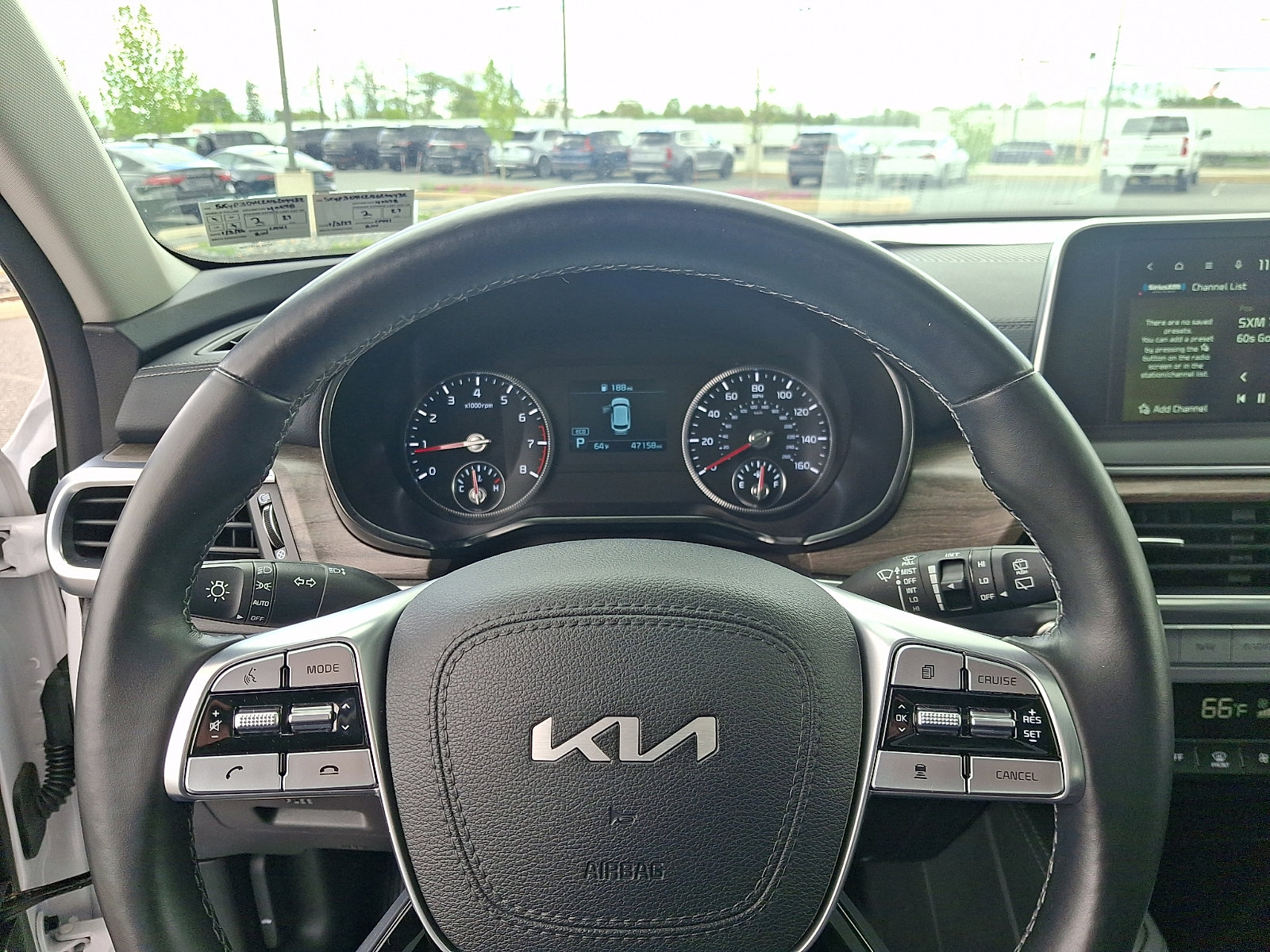 Used 2022 Kia Telluride EX w/ EX Premium Package AWD/4WD image 21