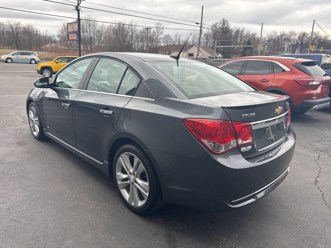 Used 2013 Chevrolet Cruze LTZ w/ Enhanced Safety Package FWD image 6