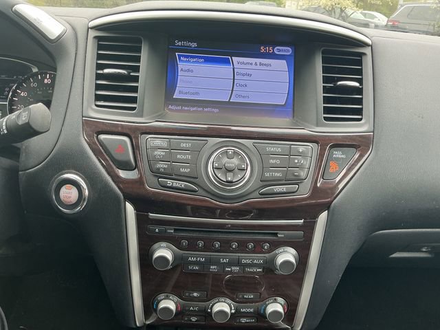 Used 2015 Nissan Pathfinder Platinum AWD/4WD image 19