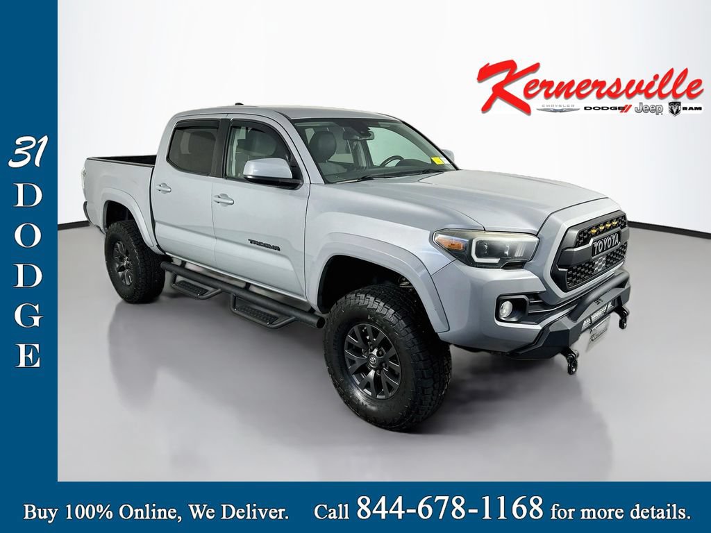 Used 2021 Toyota Tacoma SR5 AWD/4WD image 1