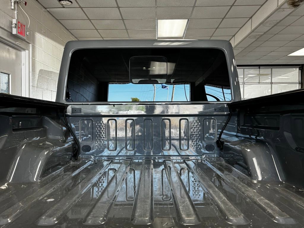 Certified 2022 Jeep Gladiator Overland w/ Popular Equipment Package image 8