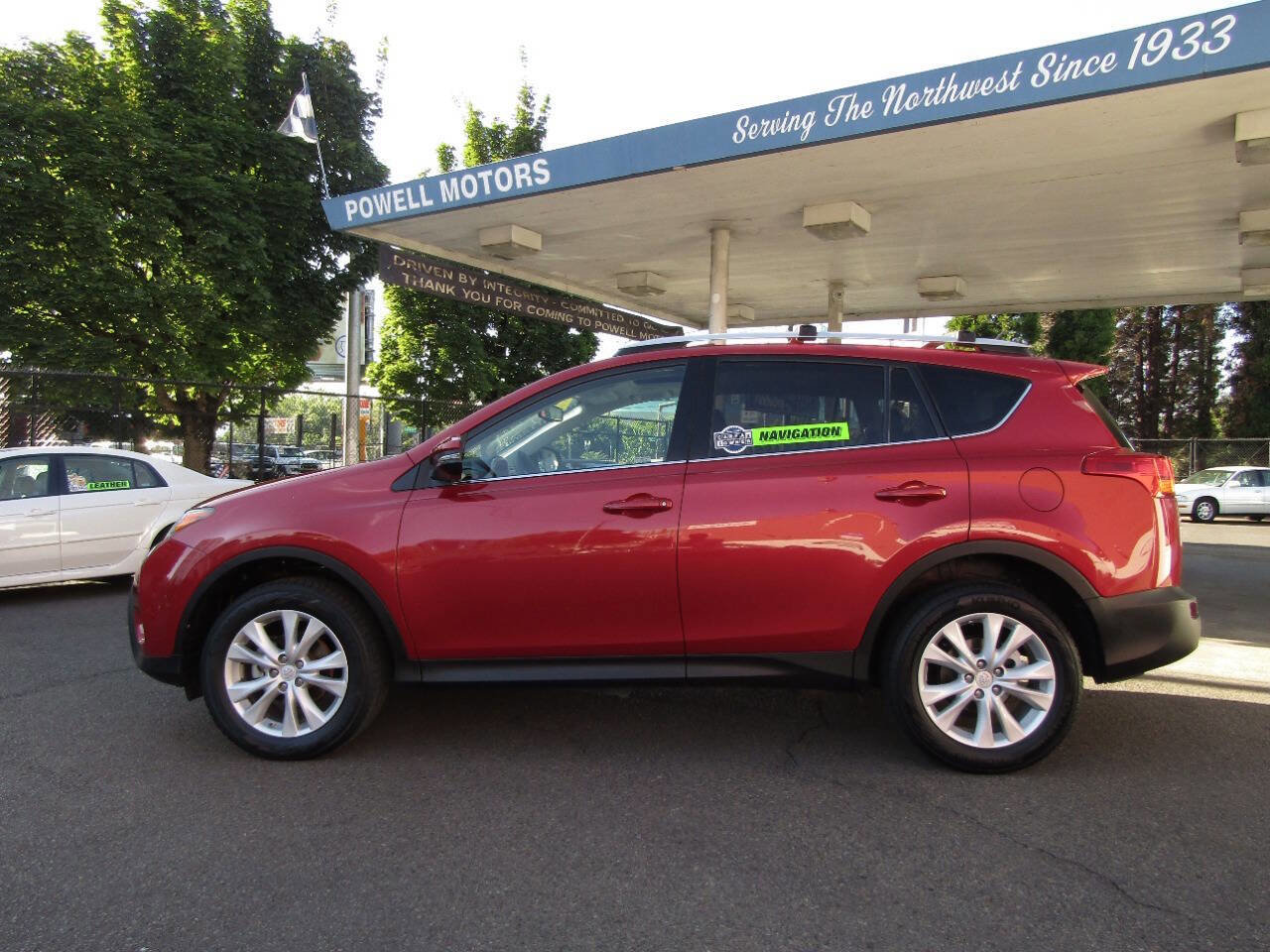 Used 2015 Toyota RAV4 Limited image 30