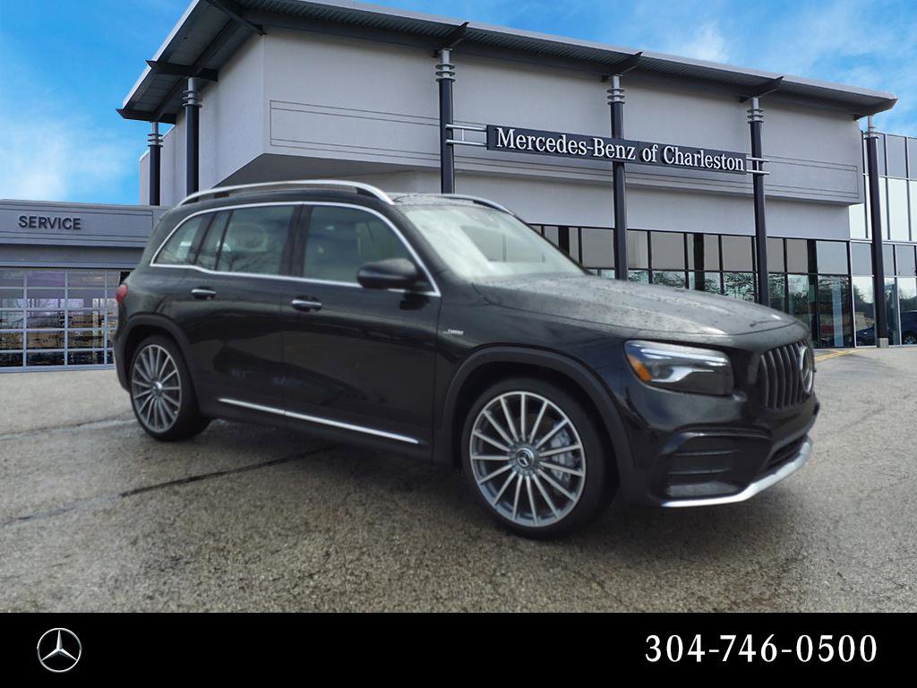 Used 2024 Mercedes-Benz GLB 35 AMG 4MATIC video 1