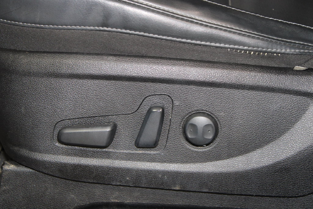 Used 2021 Kia Telluride S AWD/4WD image 14