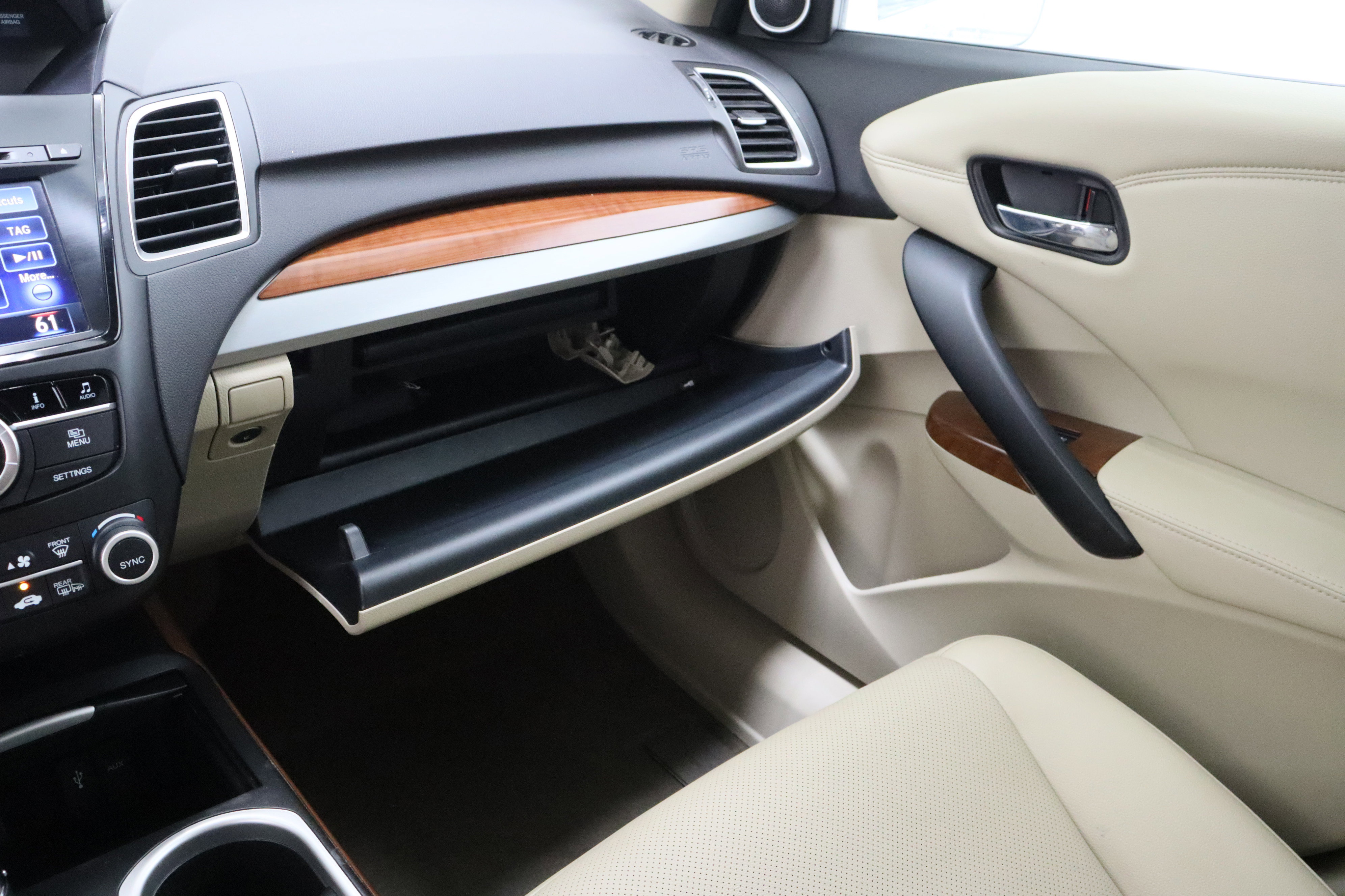 Used 2016 Acura RDX FWD w/ Technology Package image 25