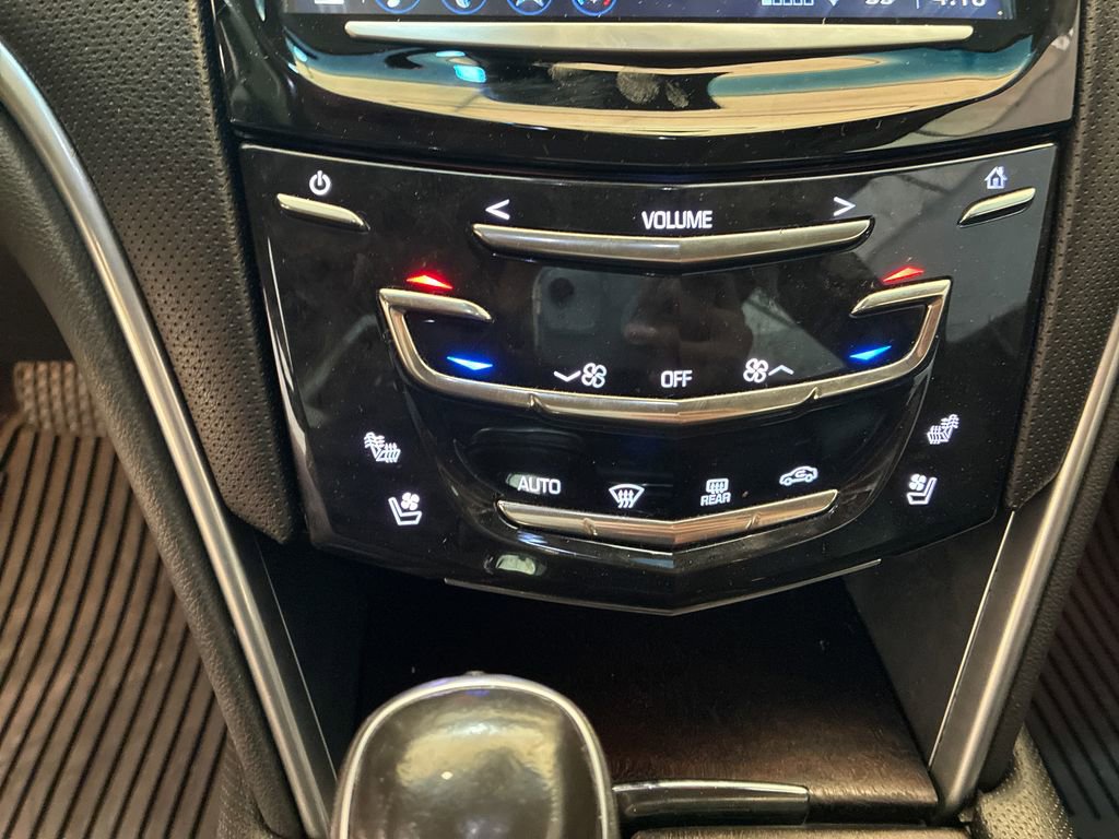 Used 2018 Cadillac XTS Luxury w/ Driver Awareness Package FWD image 16