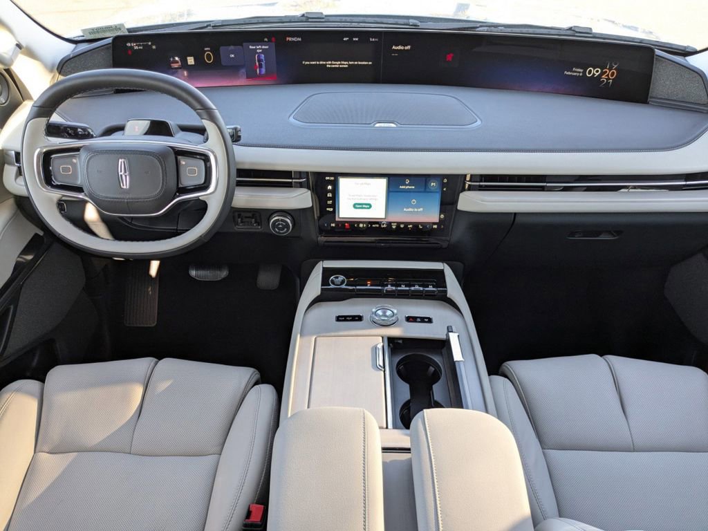 New 2026 Lincoln Navigator Reserve image 16