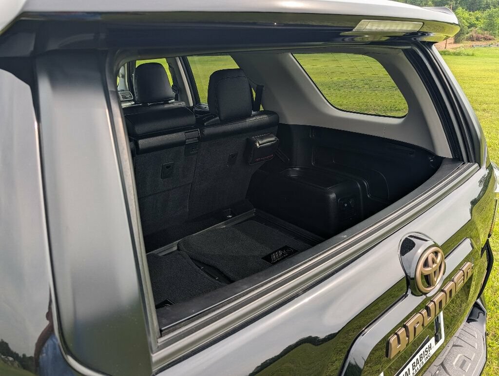 Used 2023 Toyota 4Runner 40th Anniversary SE AWD/4WD image 61