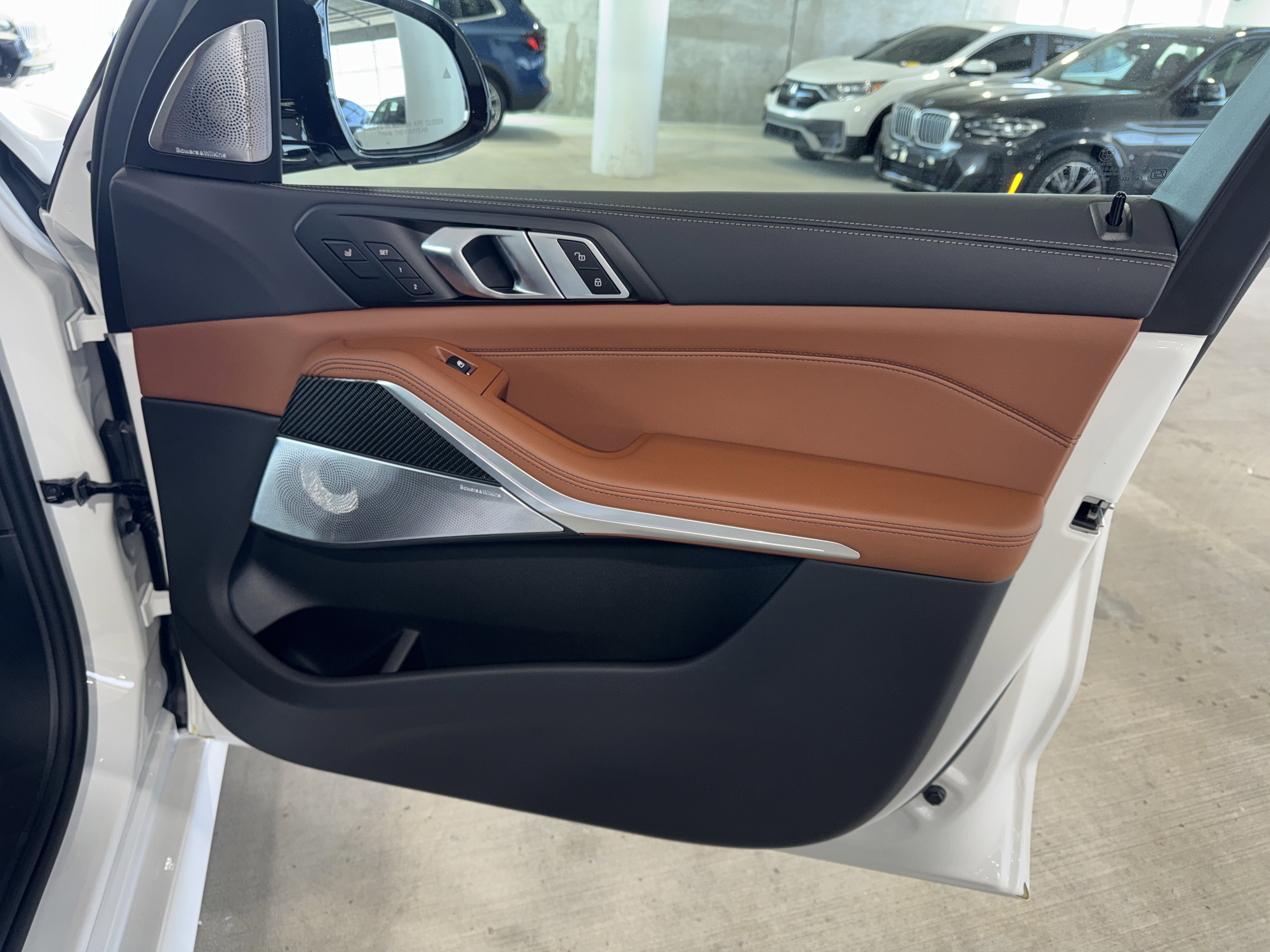New 2026 BMW X5 M60i AWD/4WD image 8