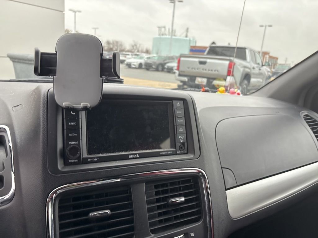 Used 2017 Dodge Grand Caravan GT image 10