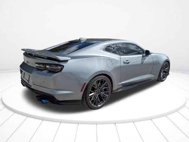 Used 2023 Chevrolet Camaro ZL1 RWD image 4