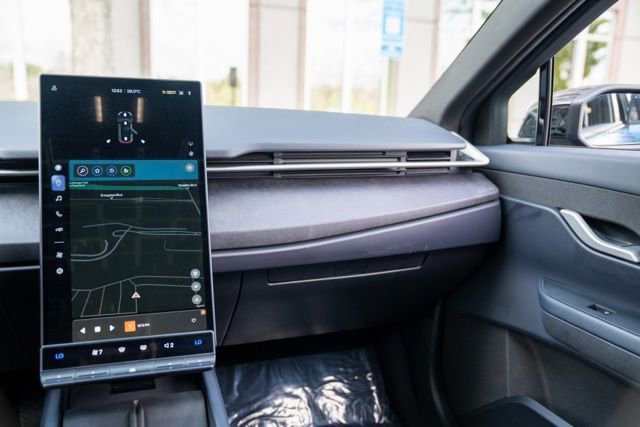 Used 2023 Fisker Ocean One image 30