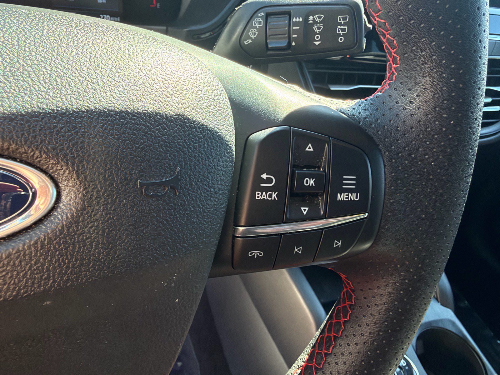 Used 2025 Ford Escape ST-Line AWD/4WD image 27