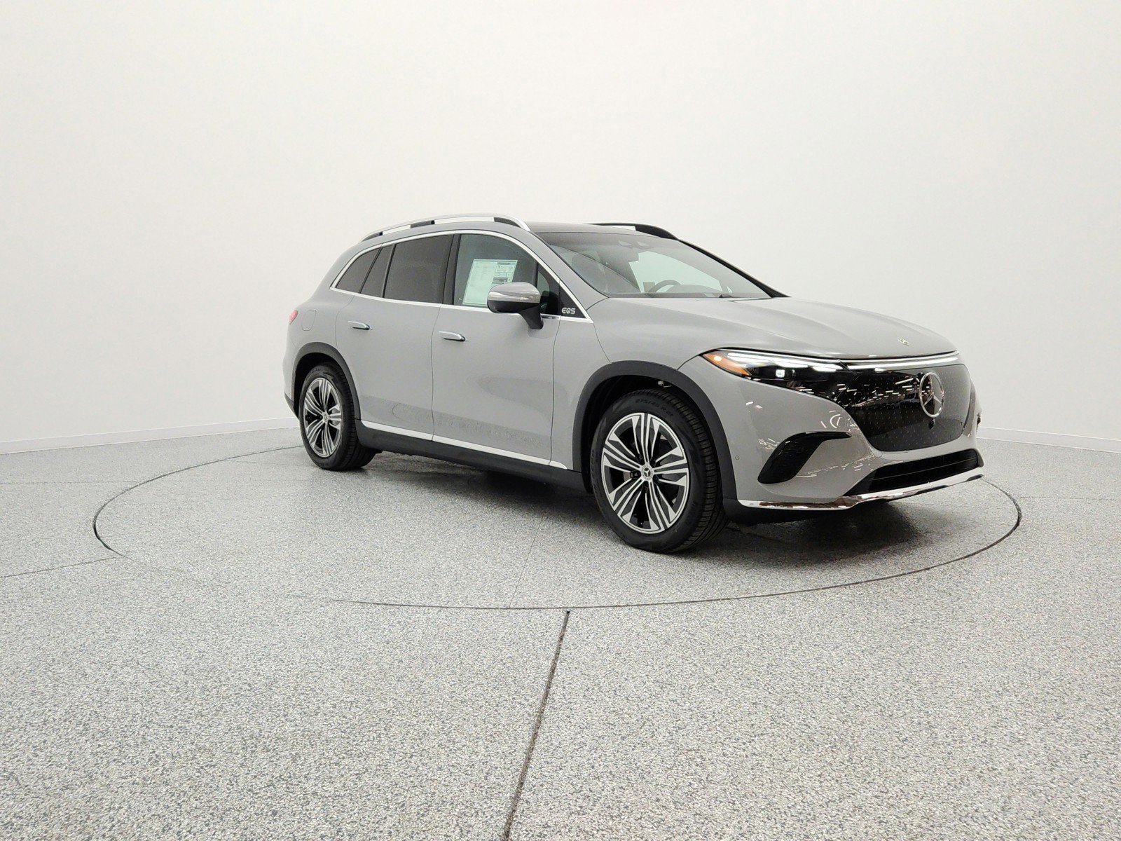 New 2026 Mercedes-Benz EQS 400 4MATIC SUV image 3