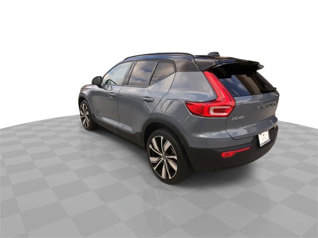 Used 2021 Volvo XC40 P8 Recharge w/ Advanced Package image 11