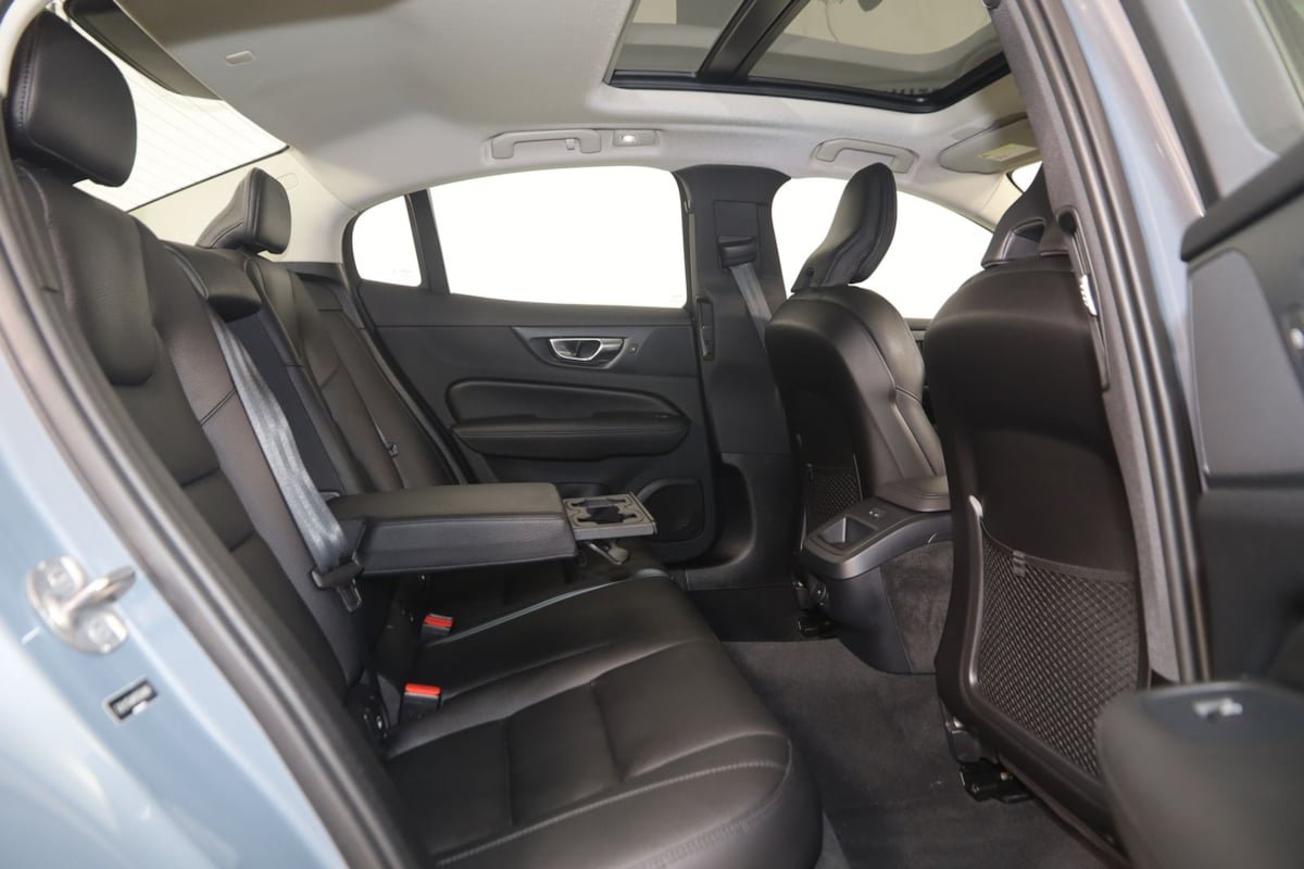 Used 2023 Volvo S60 B5 Plus AWD/4WD image 15