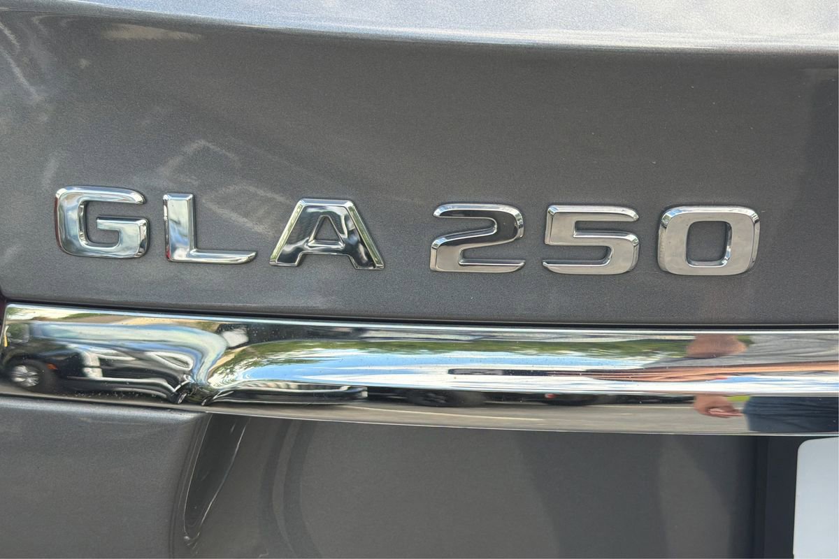 Used 2019 Mercedes-Benz GLA 250 4MATIC image 26