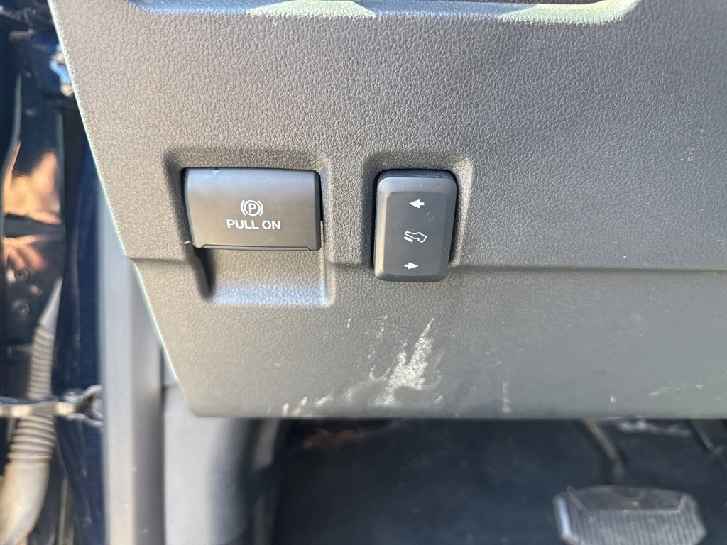 Used 2023 Ford F250 Lariat w/ Chrome Package image 21