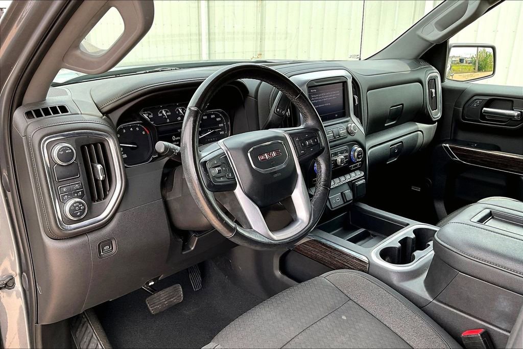 Used 2022 GMC Sierra 1500 Elevation w/ Preferred Package image 16