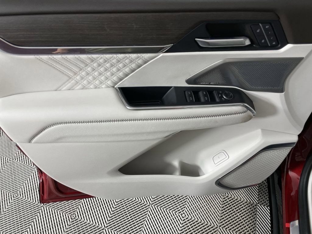 New 2024 GMC Acadia Denali w/ Super Cruise Package image 22