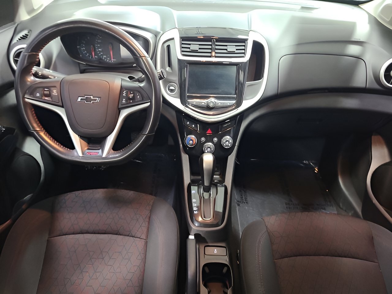Used 2019 Chevrolet Sonic LT w/ Convenience Package FWD image 20