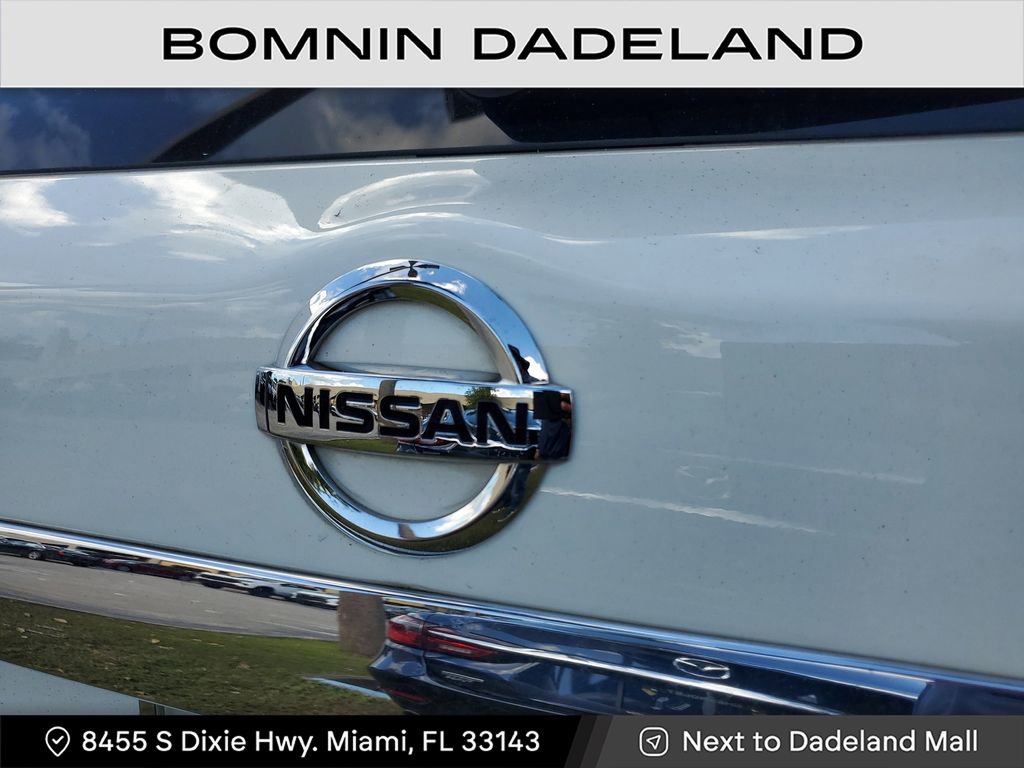 Used 2020 Nissan Pathfinder SV image 9