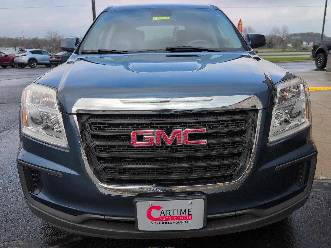 Used 2017 GMC Terrain SLE AWD/4WD image 3